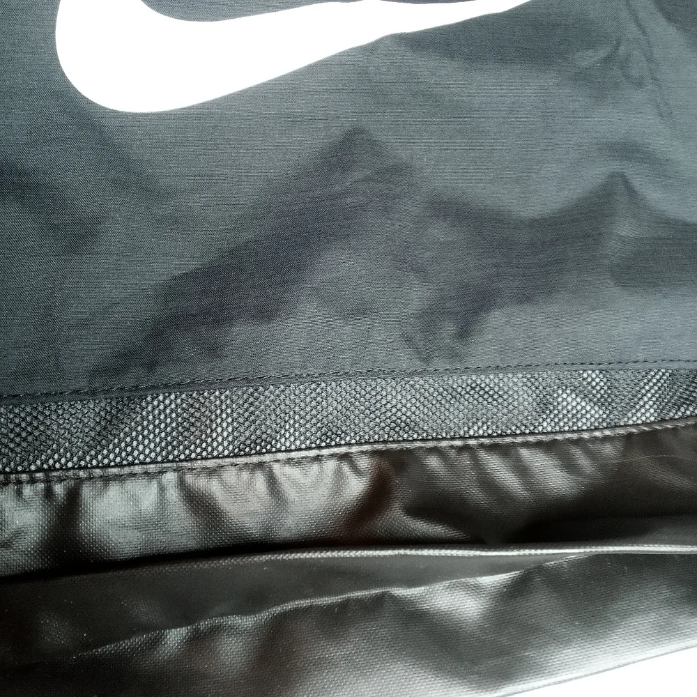 Nike Brasilia Training Drawstring Gym Bag 2-sided Backpack #BA5338-010 Blk/Wht